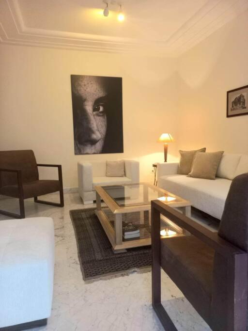 Tres Bel Appartement Idealement Place La Marsa Exterior photo